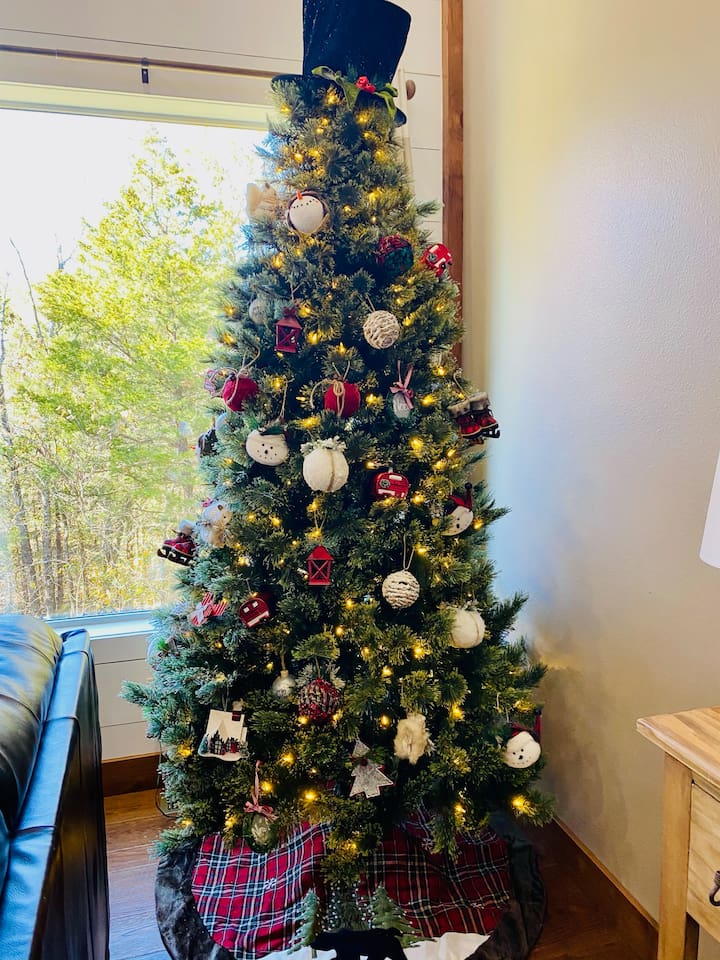 Decorated for Christmas from Nov - Jan 2