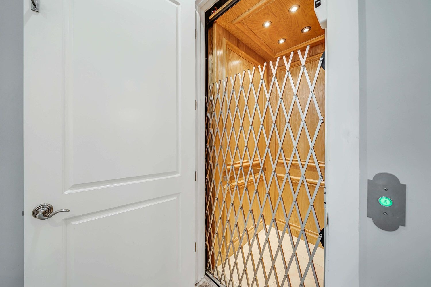 Private Elevator