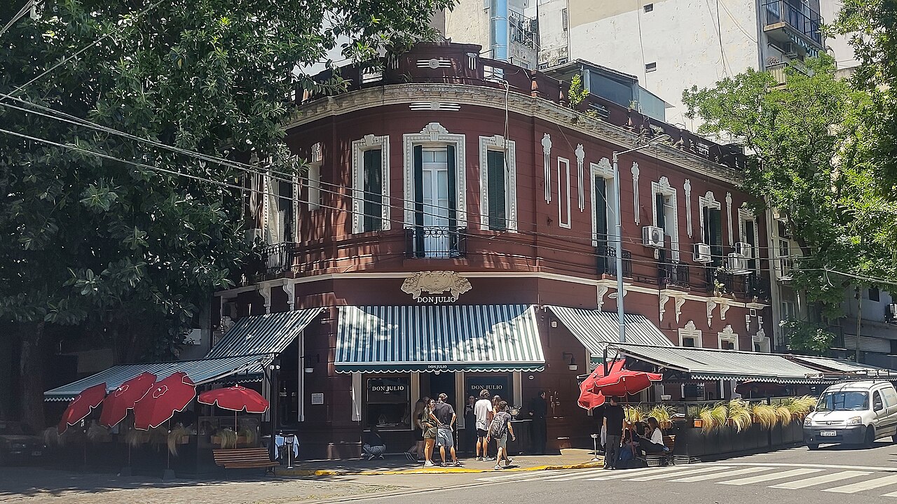 Don Julio restaurant, Palermo.
Roberto Fiadone. https://commons.wikimedia.org/wiki/File:Don_Julio_03.jpg
https://creativecommons.org/licenses/by/4.0/
