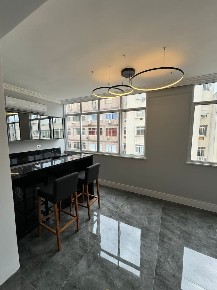 Wet bar!