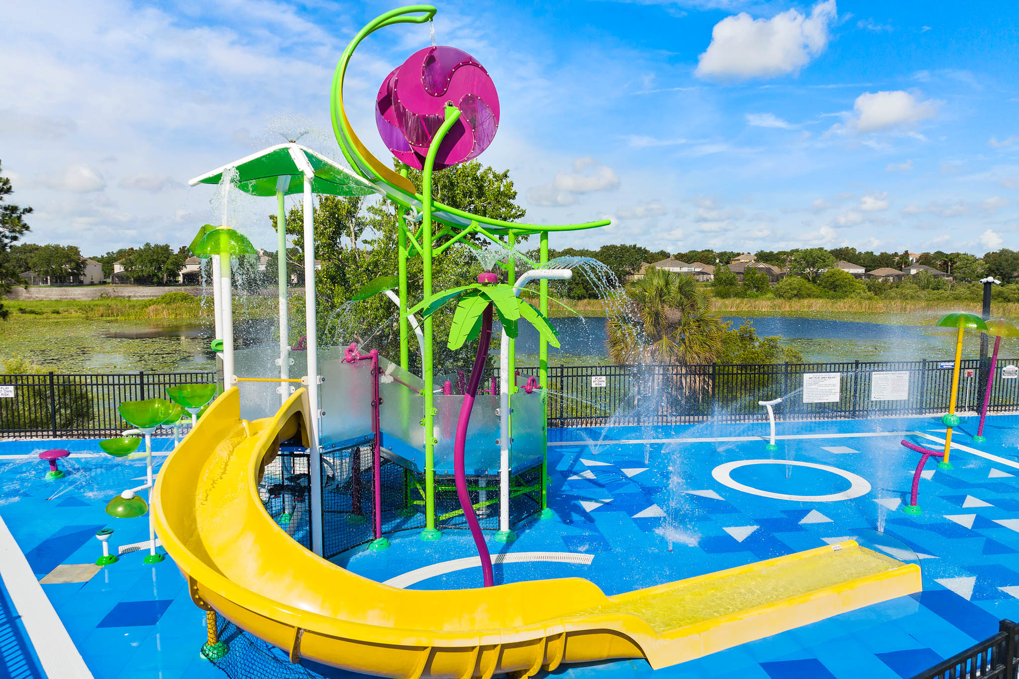 Just a short walk to the clubhouse, waterpark & amenities