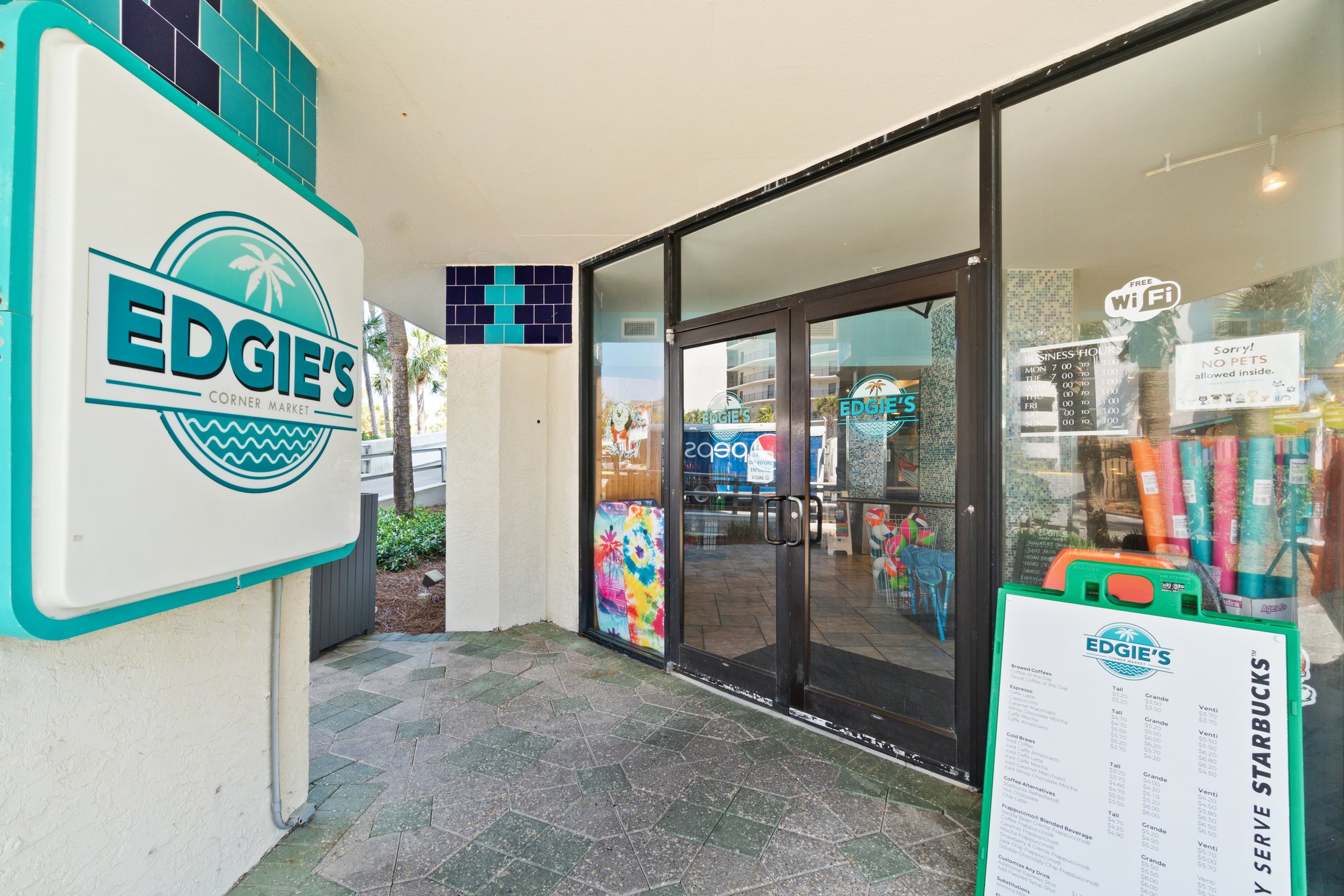 Outside Dining at Oasis Restaurant located at Tower 1