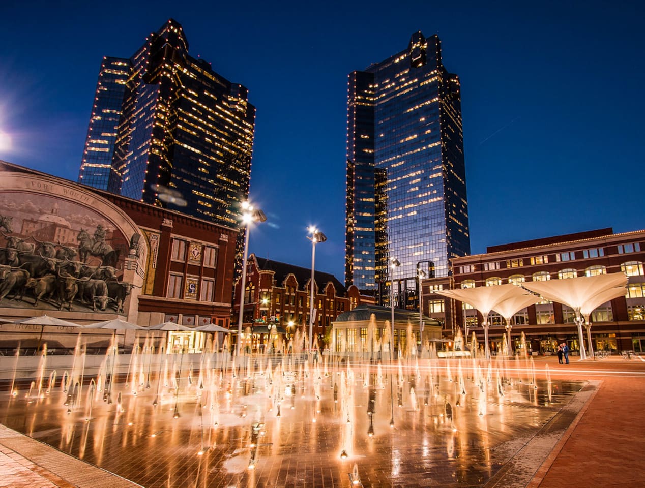 Sundance Square Downtown- 6 mins/ 3.4 miles