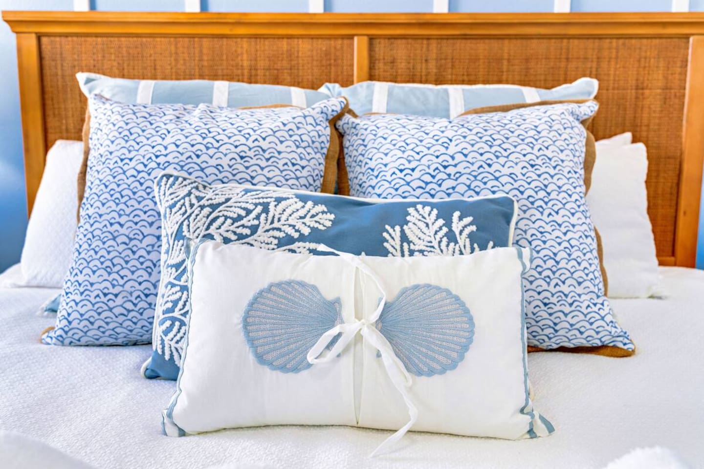 Sleep in comfort. Sink into premium linens and plush pillows for a restful night's sleep after a day by the beach