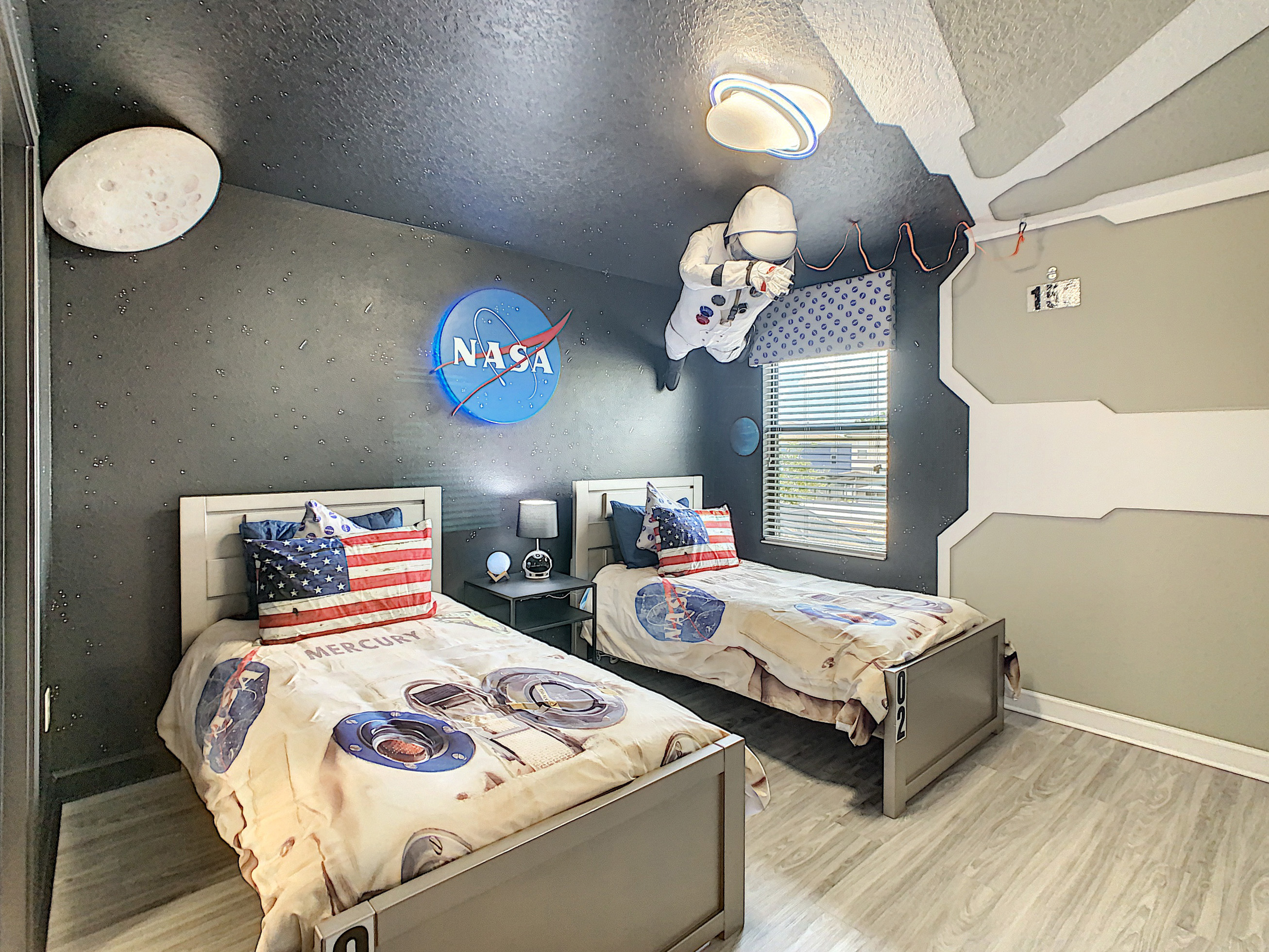 Bedroom #6-2nd Floor-Twin Beds