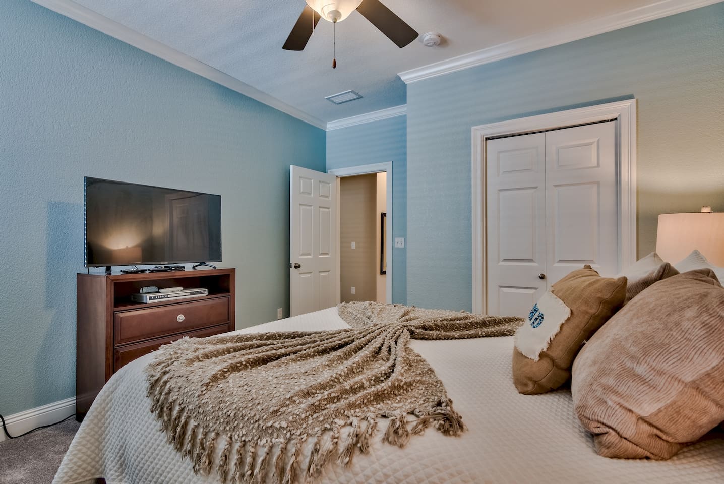 BEDROOM # 3- 2ND FLOOR (QUEEN)