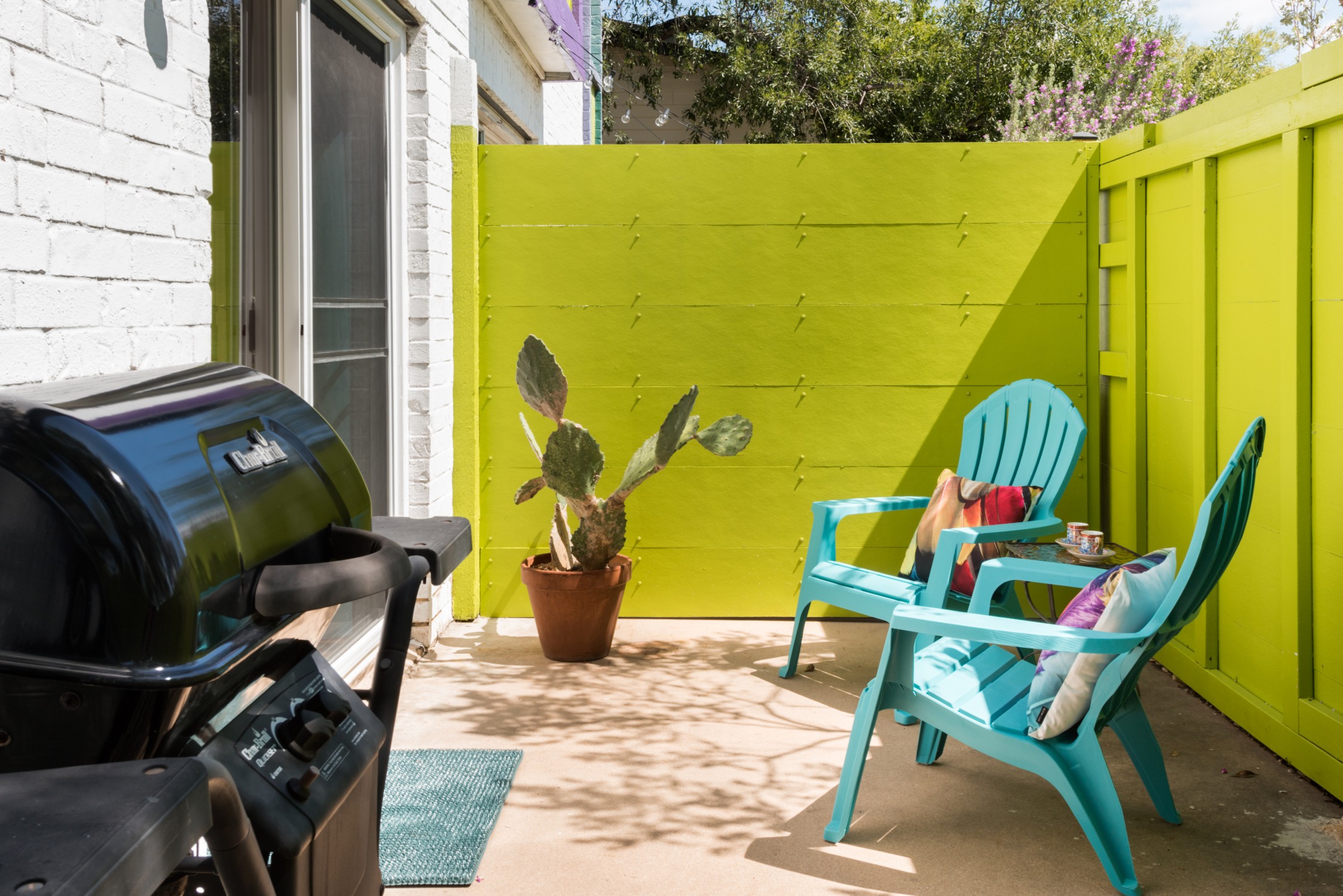 Patio with Gas Grill