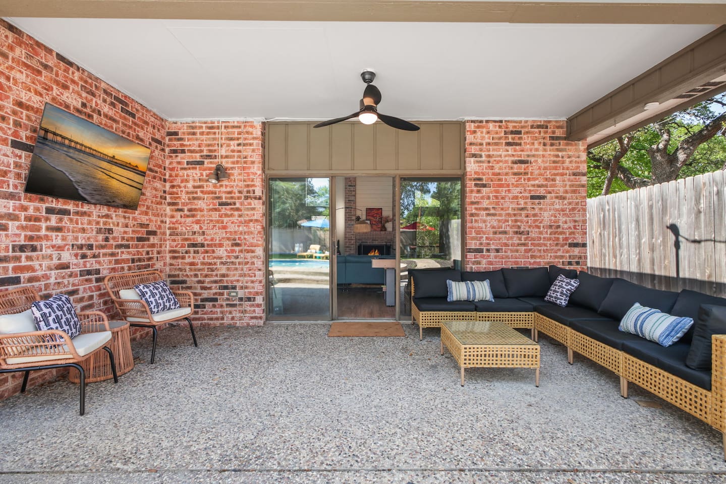  Multiple seating zones for relaxing, dining, or watching the big game.