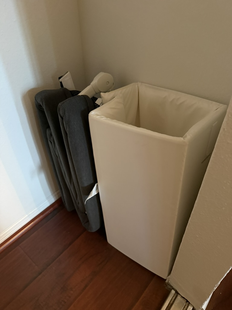 Pack and play available