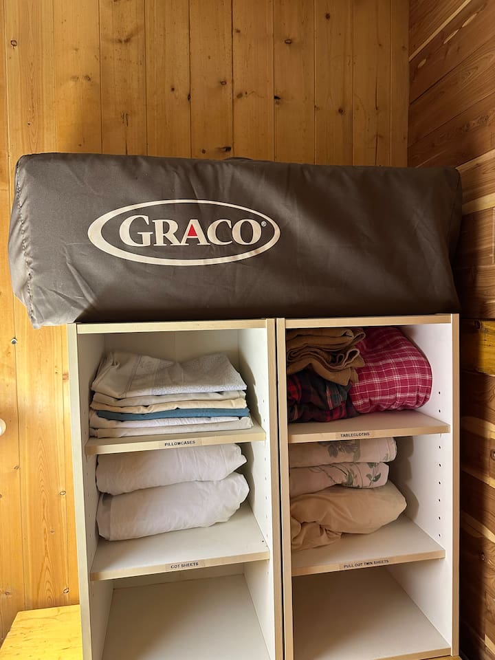 Pack n play and linens for pull out beds. 