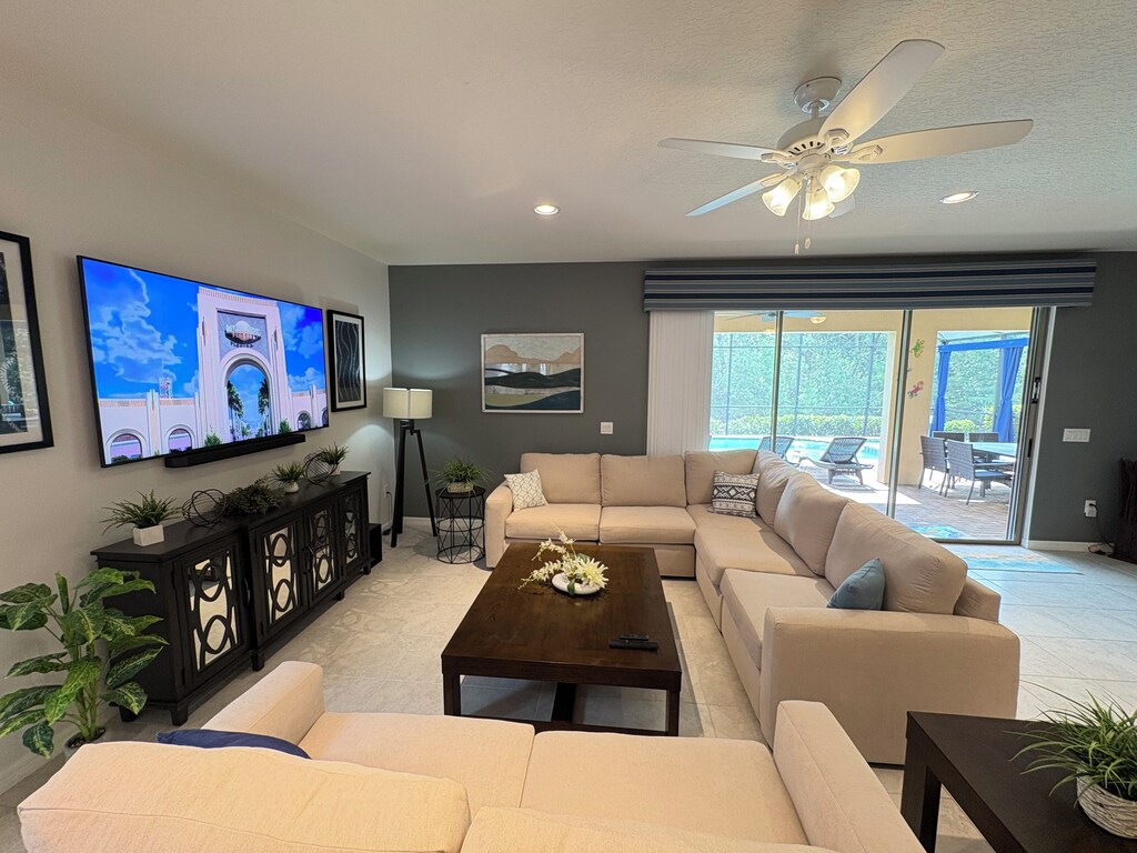 Large LR with plenty of seating is great place to relax and enjoy your favorites