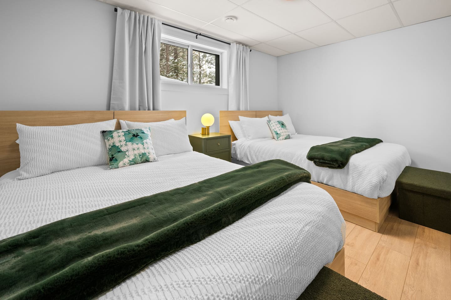 Comfortable Space for Family and Friends Together