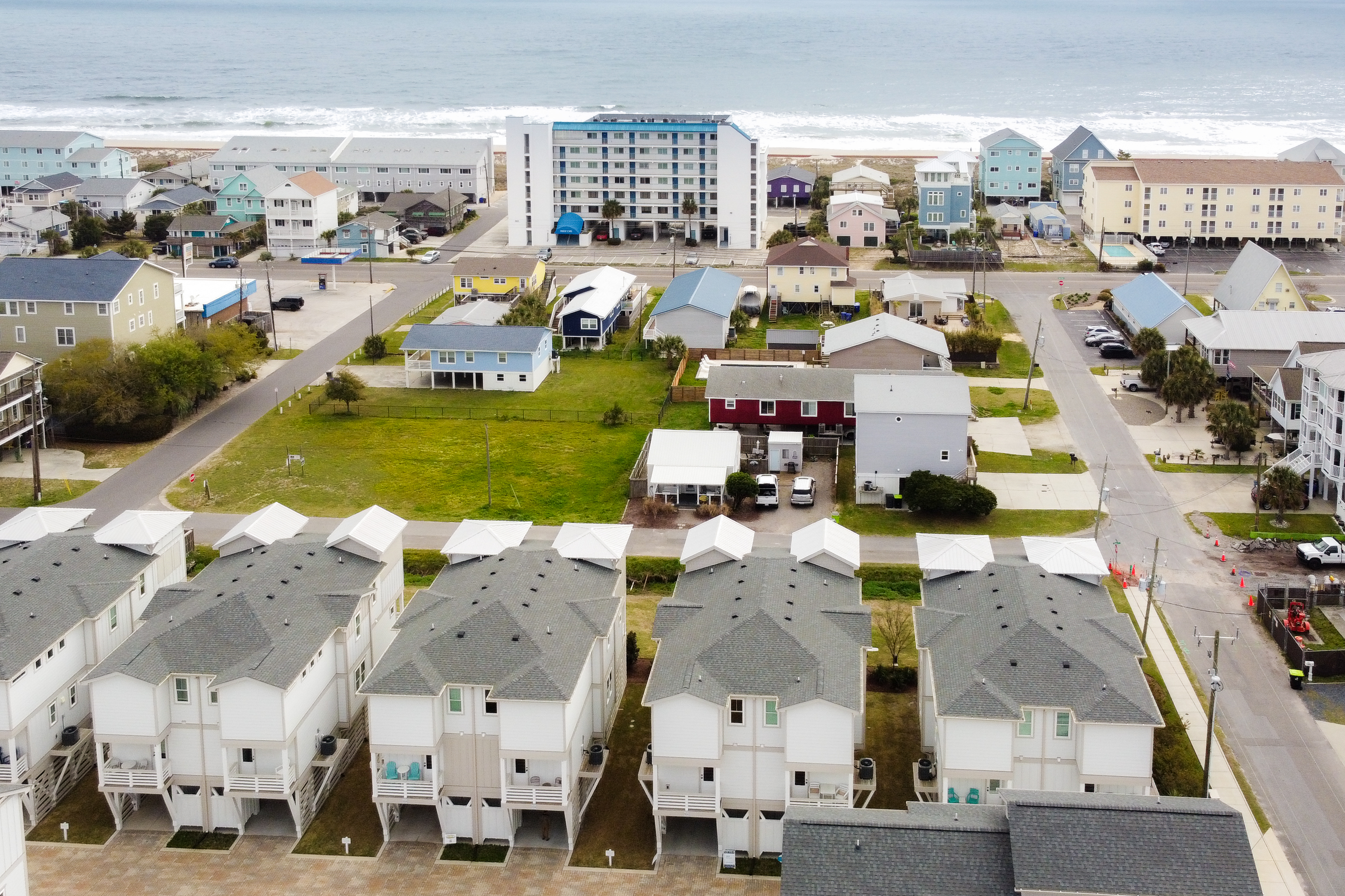 Just 2 blocks to the beach!