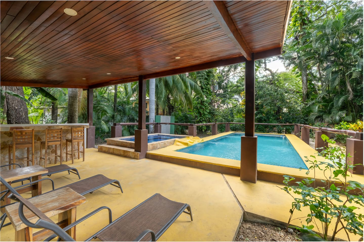 Casa Alkeva, steps to the beach. — Potrero, Guanacaste Province — vacation rental