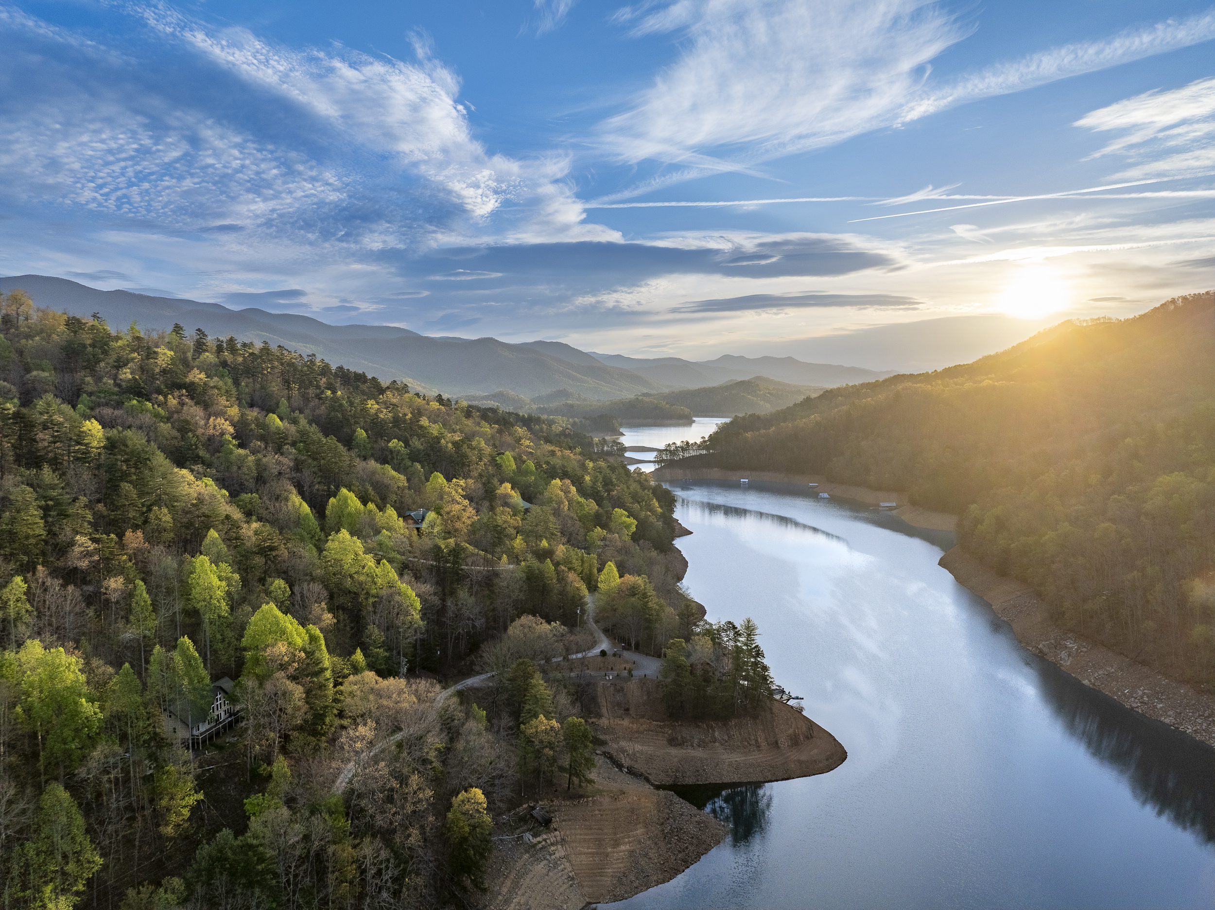 Stunning Views: Bask in the beauty of mountains and rivers at sunset from your private retreat!