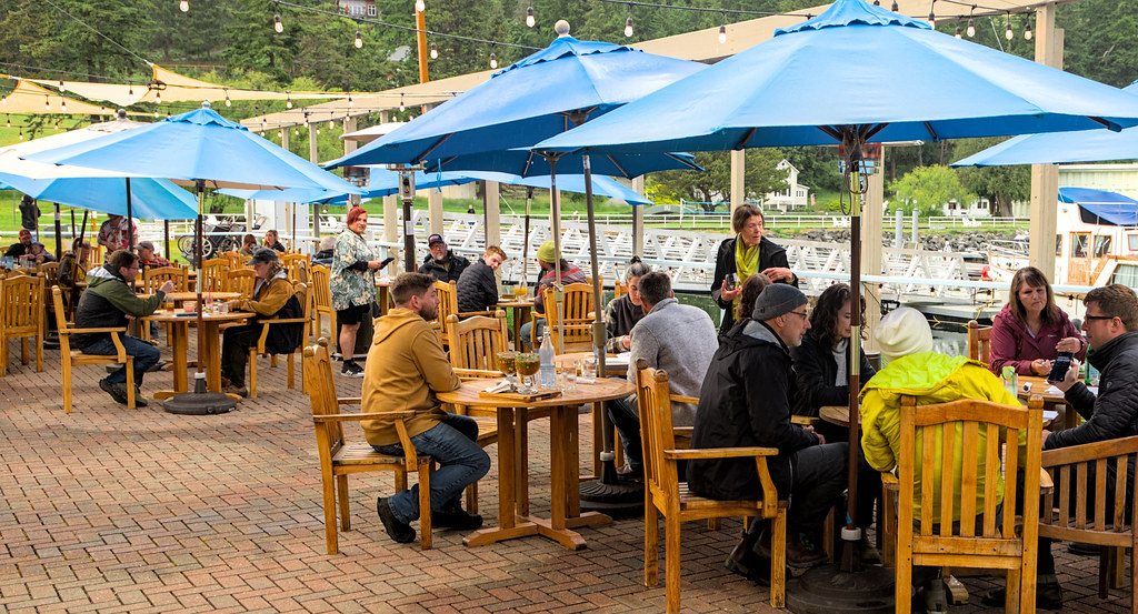 Waterfront dining just moments away. Grab a table at the Harbor Bar & Grill, located beside the marina, and savor fresh Pacific Northwest flavors, handcrafted cocktails, and beautiful harbor views—all just a short stroll from your front door. Seasonal. 