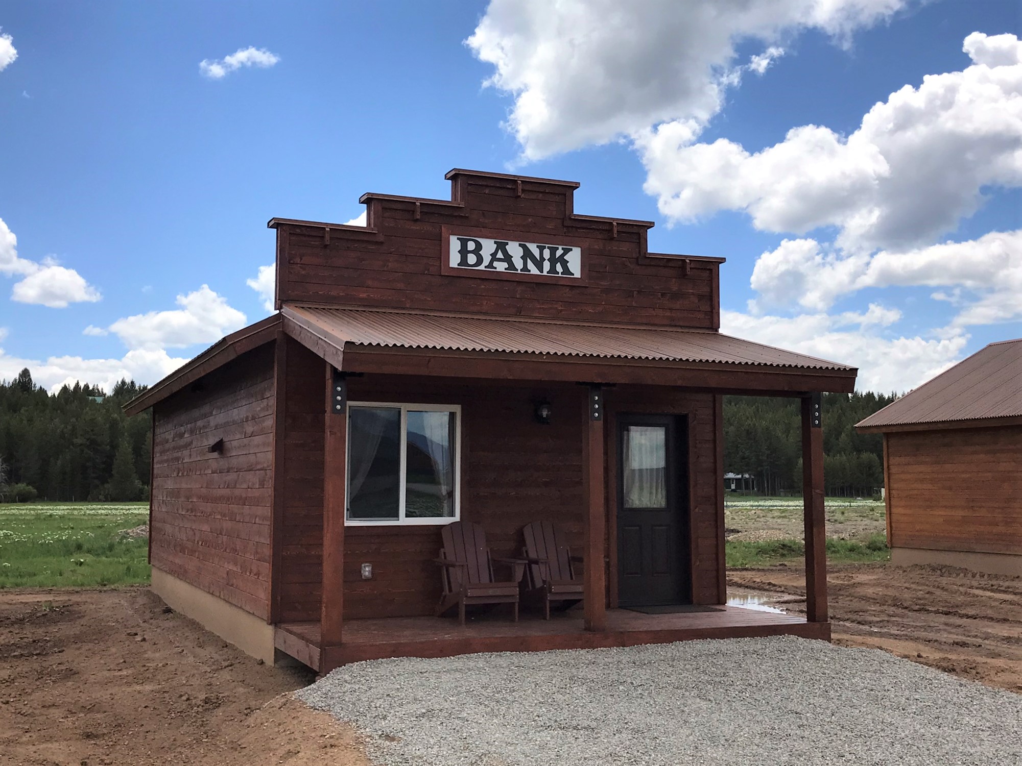 Bank (Cabin 4) Old West Escapes, LLC