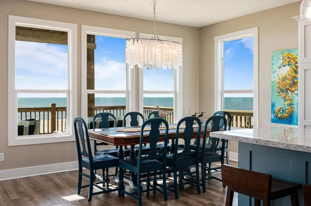 fceaecba9968488b81fa29e623ba5309 | Beachhouse | Texas | TX | Vacation Homes | Galveston | Crystal Beach | Kokomo | Breezy Days | Beachfront Elegance | Sunrise Serenity | Southern Sands Property Management, LLC