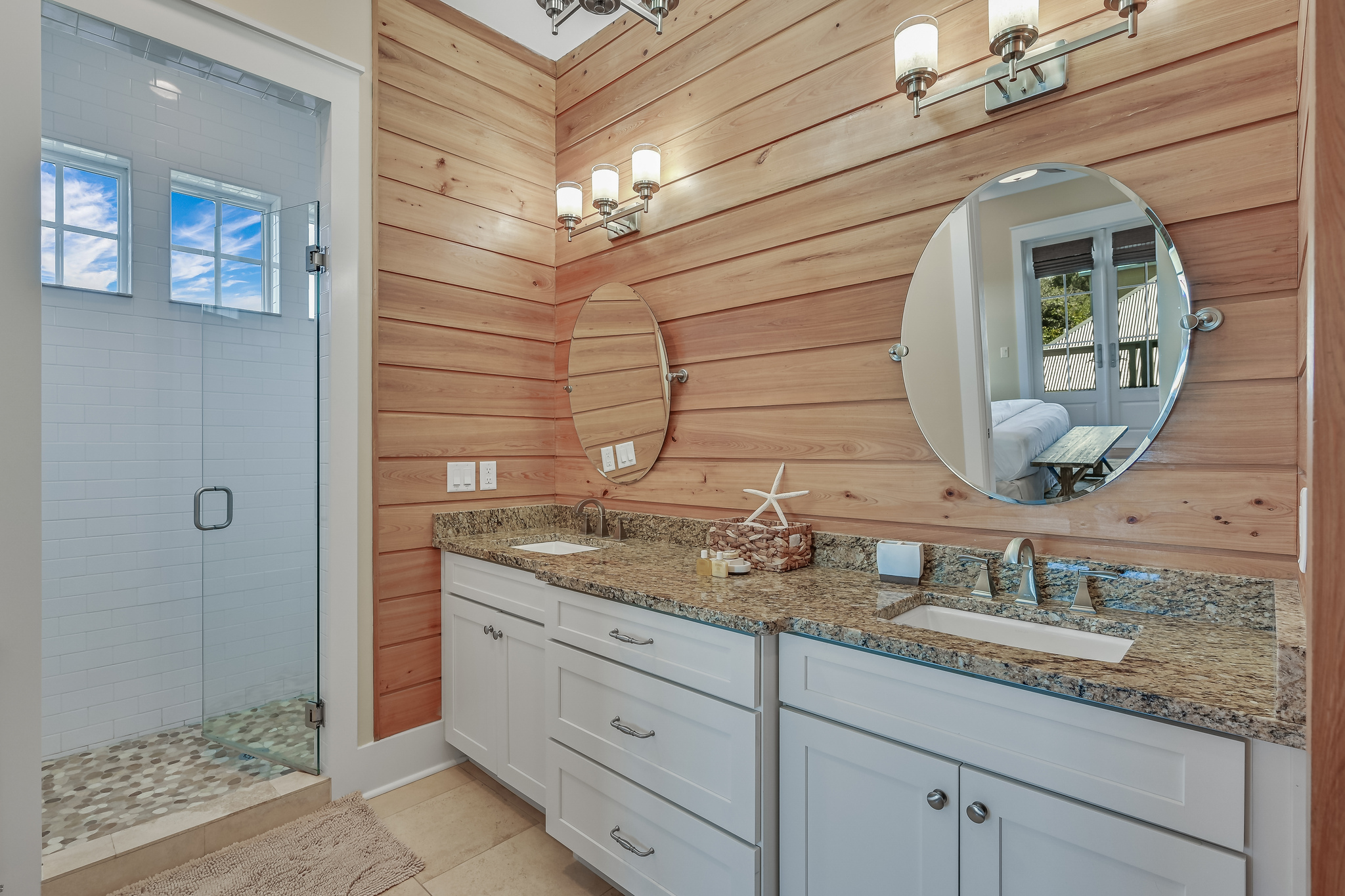 Third Floor - Primary Bath