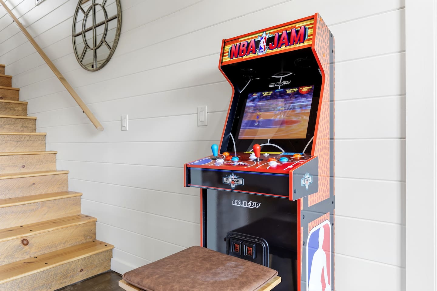 Deluxe 2-Player Arcade Machine with 3-iconic titles-NBA Jam, NBA Jam Tournament Edition, and NBA Hangtime. 