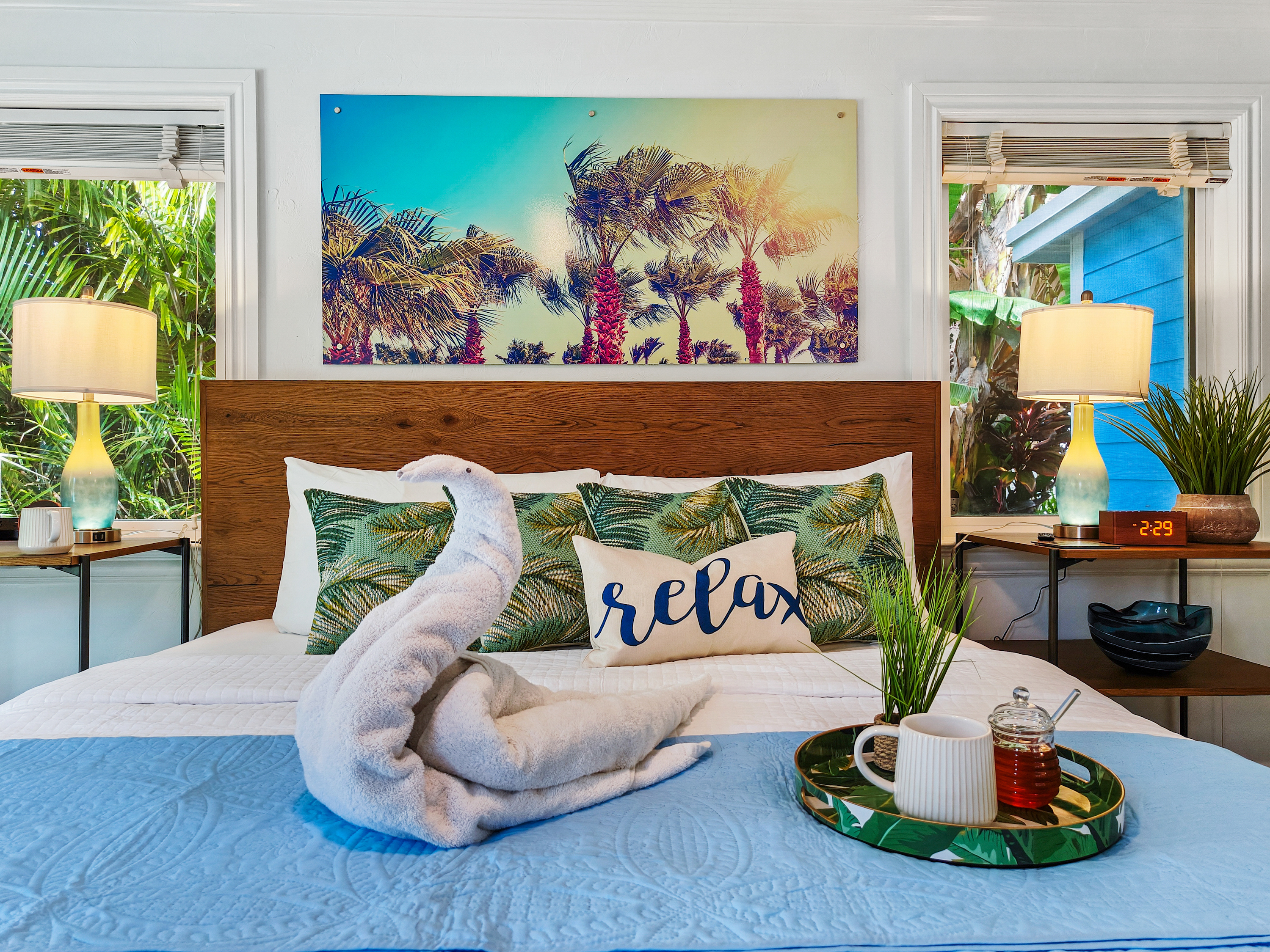 Enjoy breakfast in bed on this comfy king - with a view!