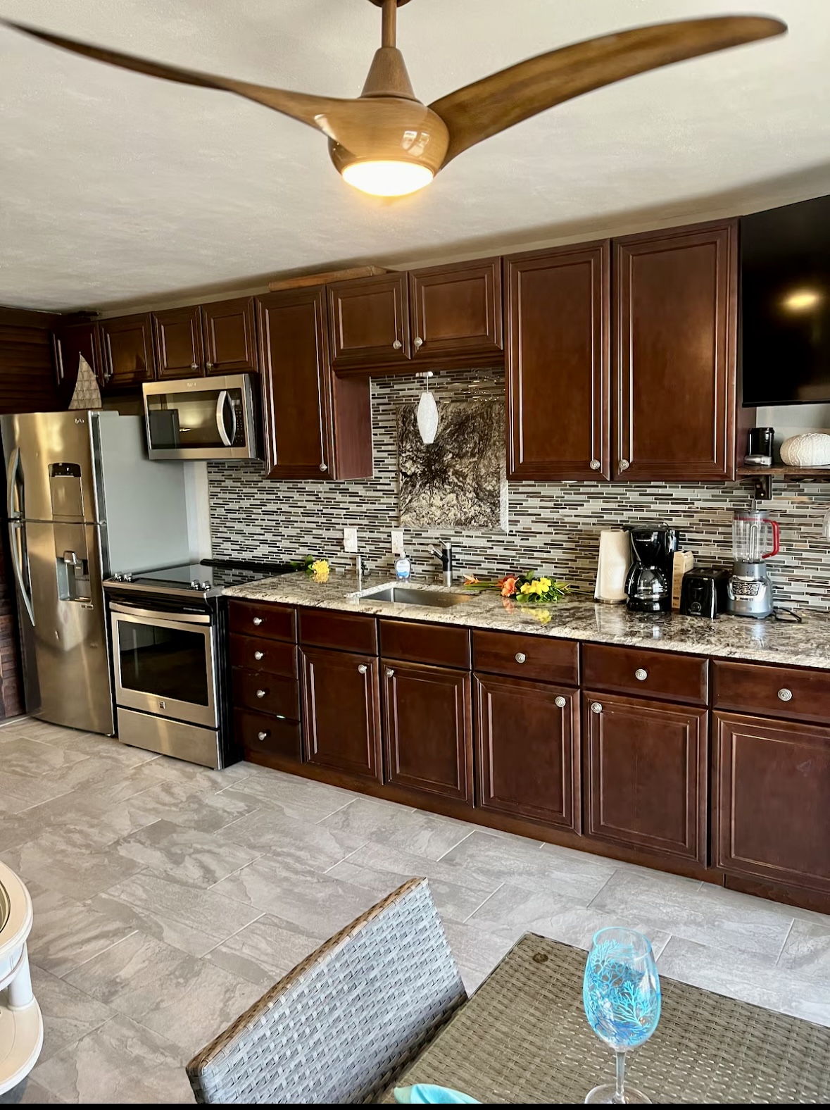 Kitchen with full size appliances