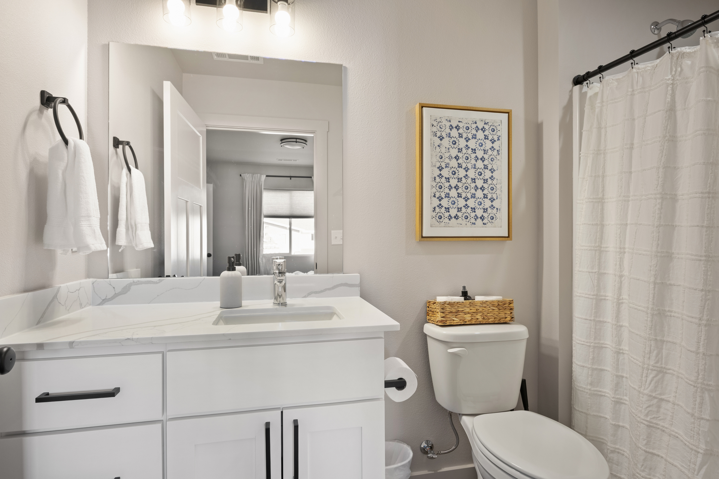 Handsoap | Extra Towels | Extra Toilet Paper | Room Freshener