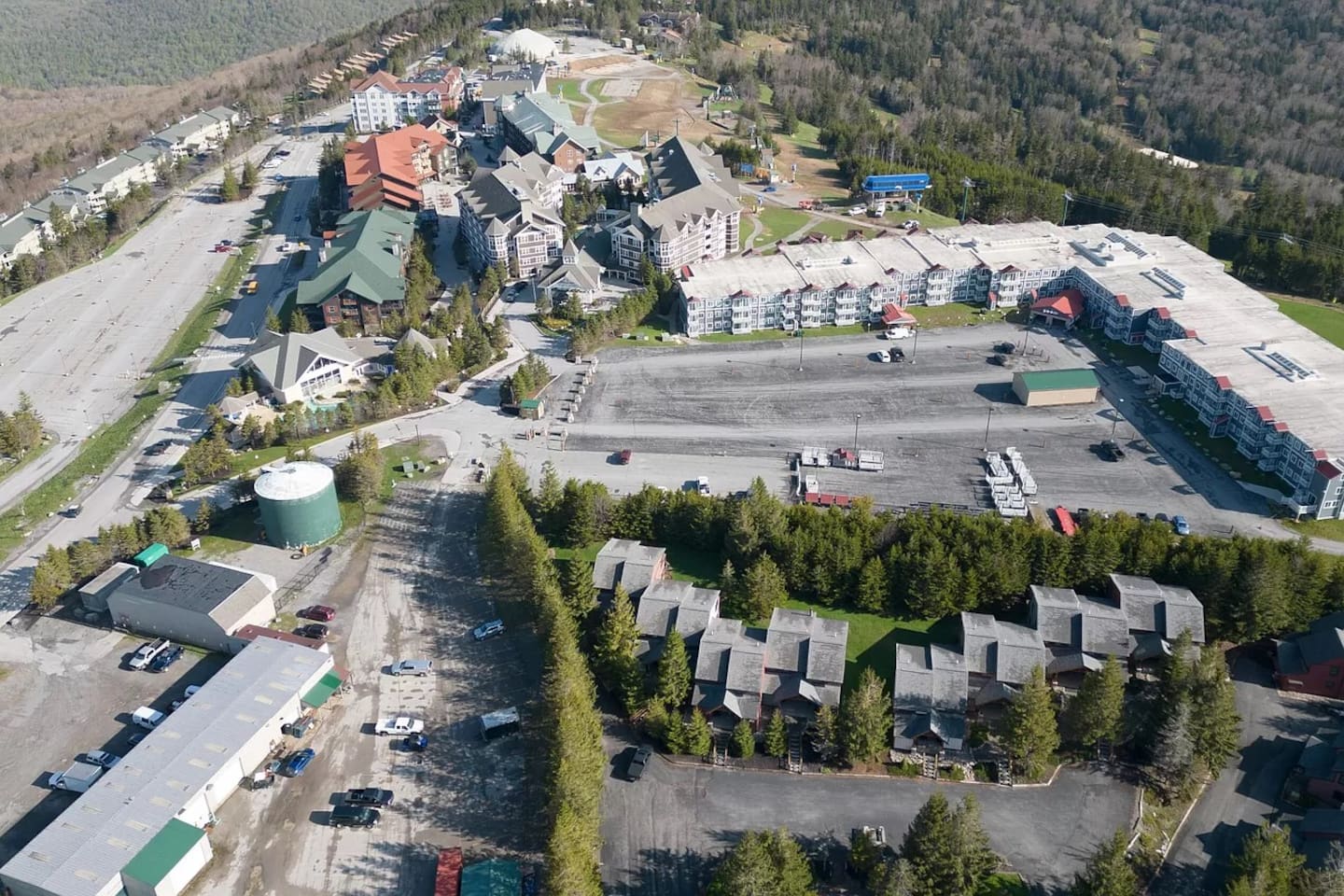 Village Arial. Mountain lodge is on the right. Ballhooter Lift just past it