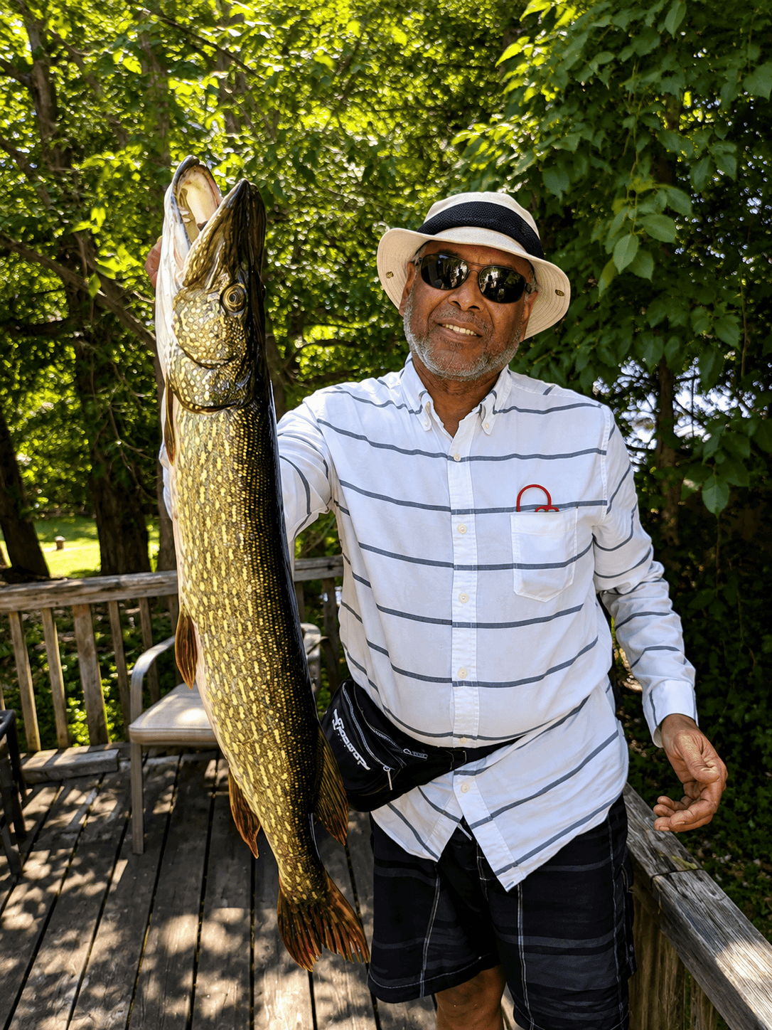 Guest fishing at Paradise Escape