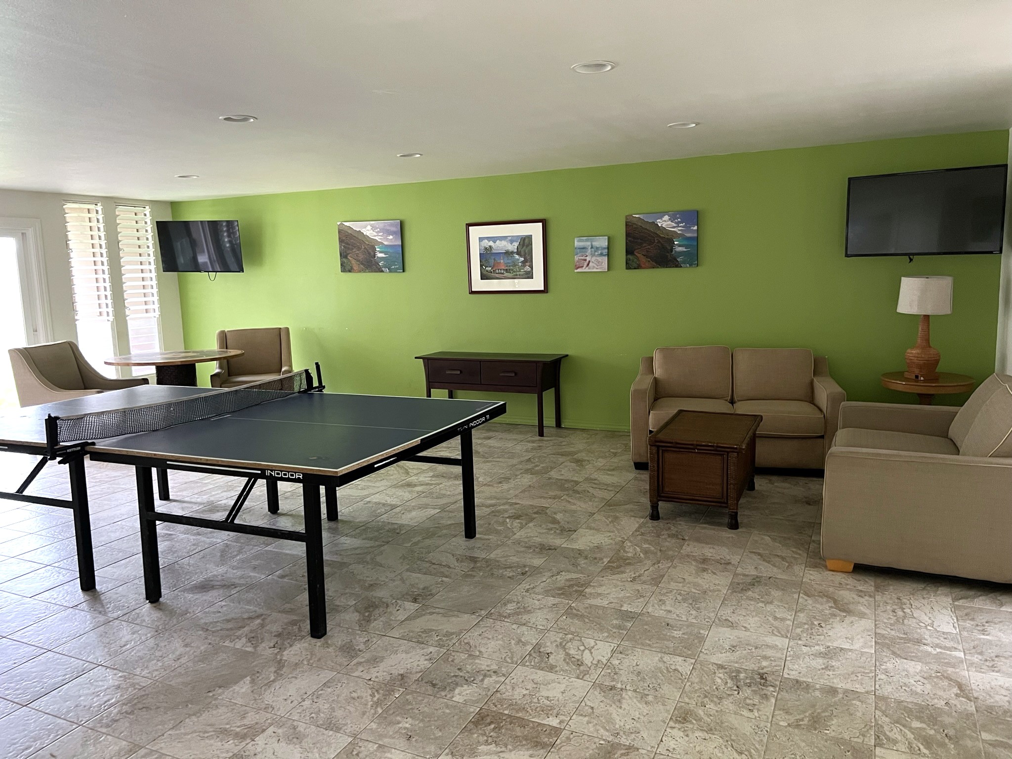 Rec room