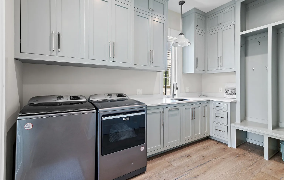 Laundry Room (1st Floor)