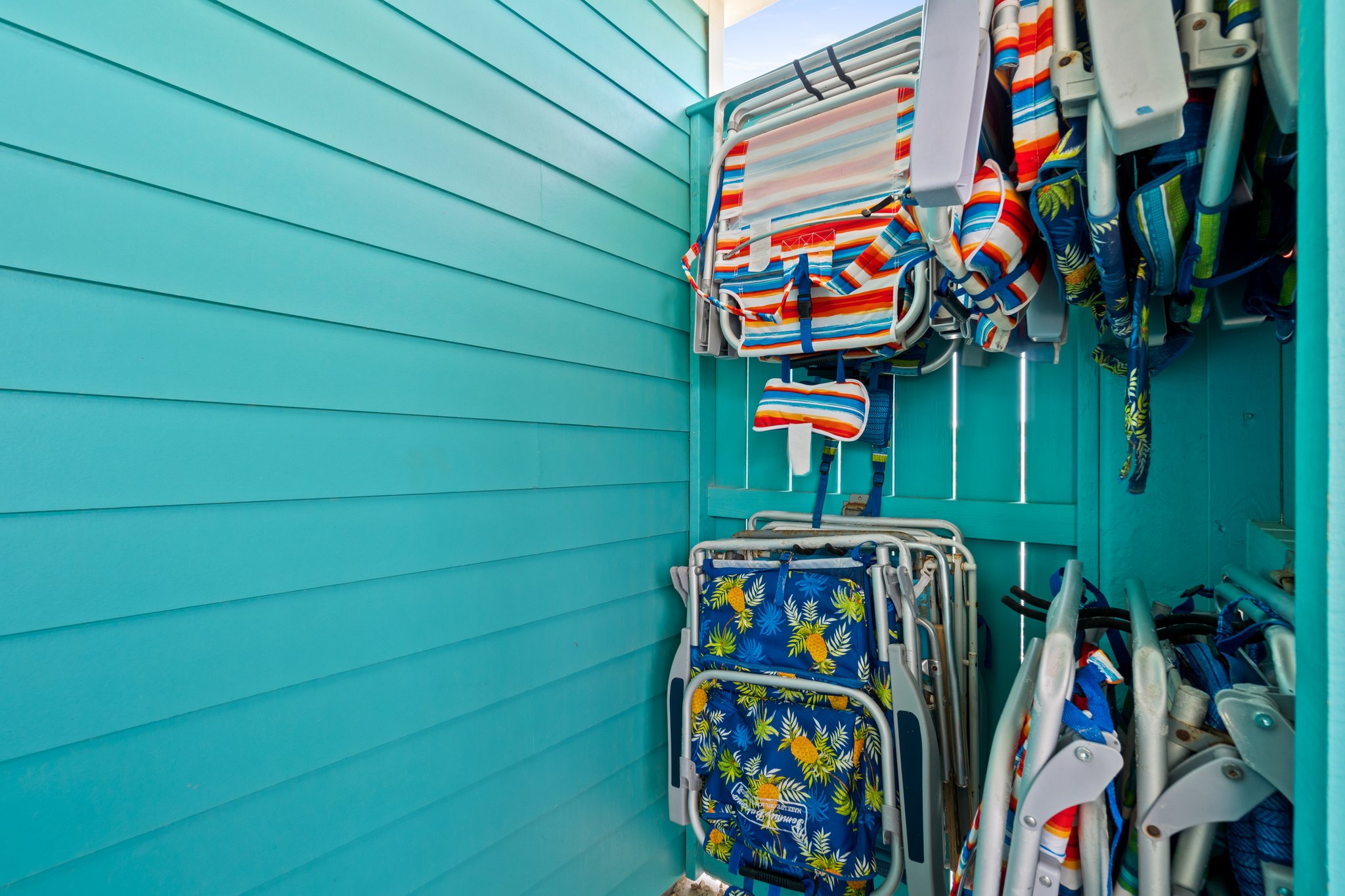 Outdoor Beach Closet