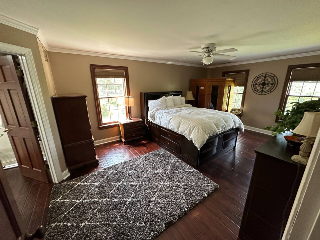 Bedroom # 1 (Master BR)- Queen size Bed on 2nd Floor