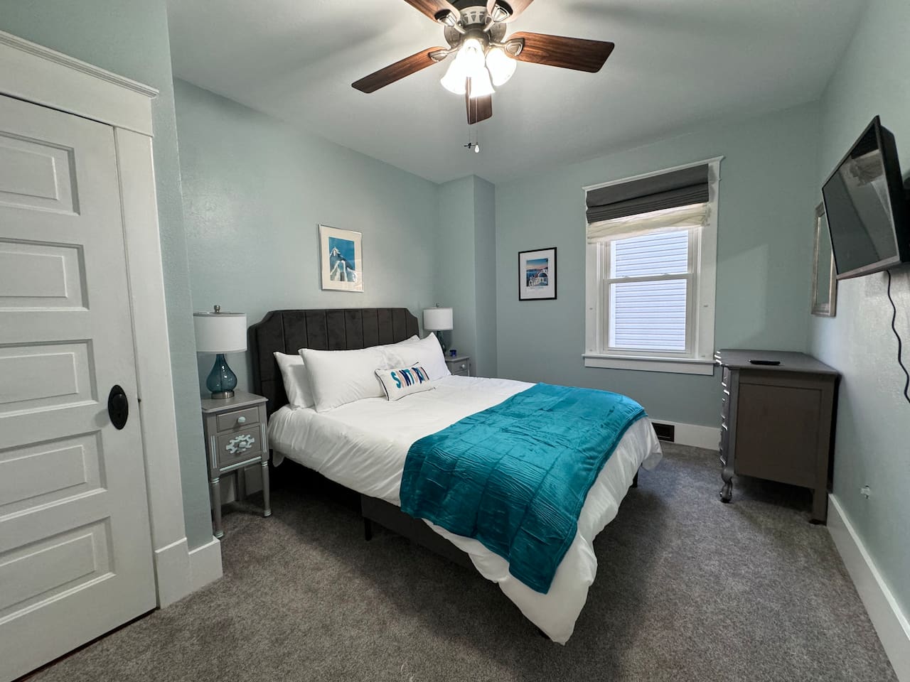 The Santorini Room is a calm and relaxing refuge on the Main Level offering a Queen Bed and Roku smart TV.