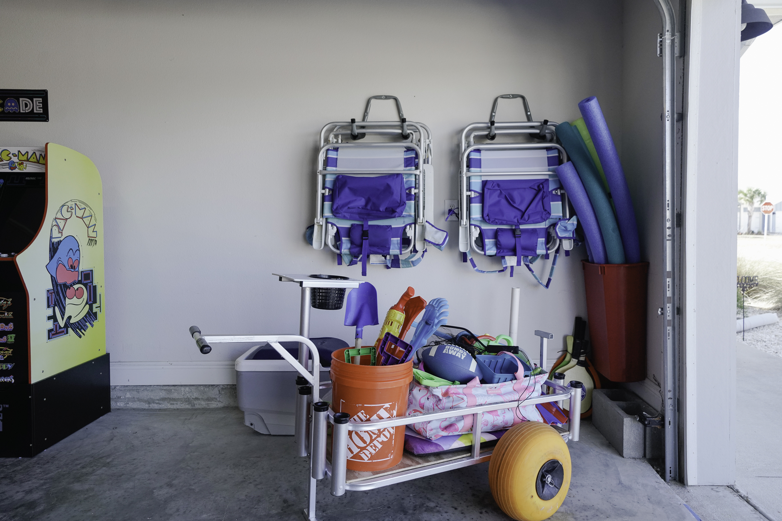 Beach chairs and gear provided at the garage for your use
