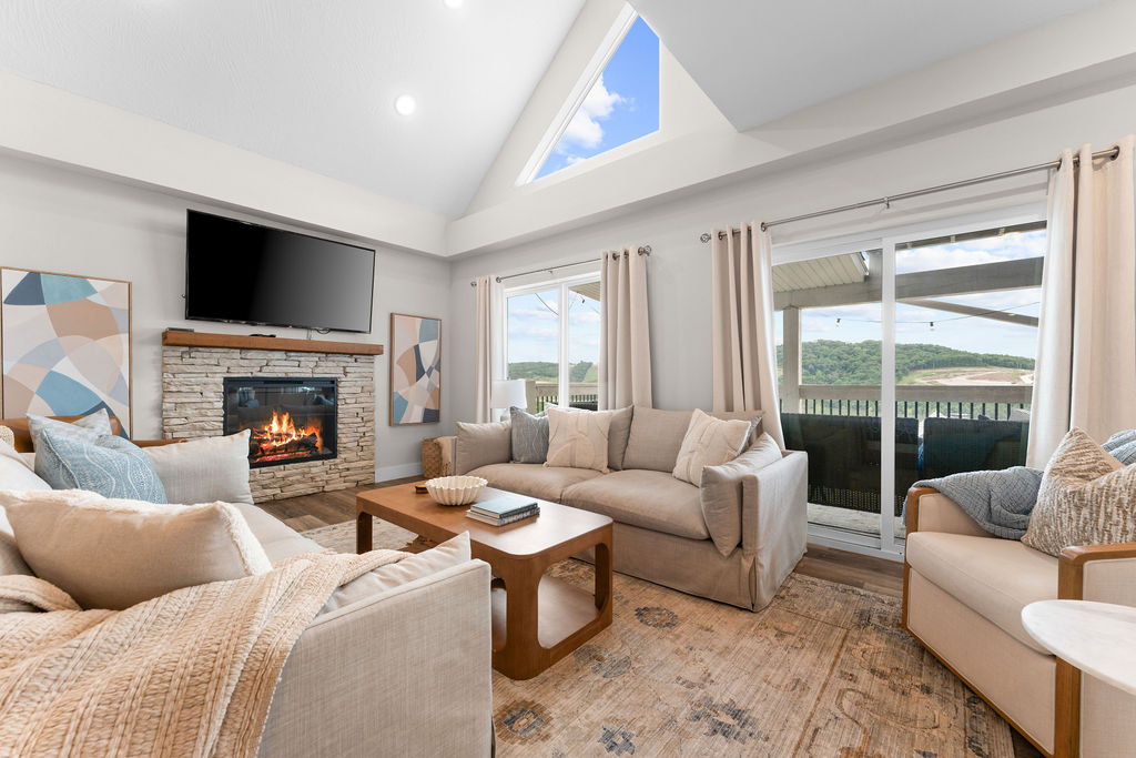 Main level living room