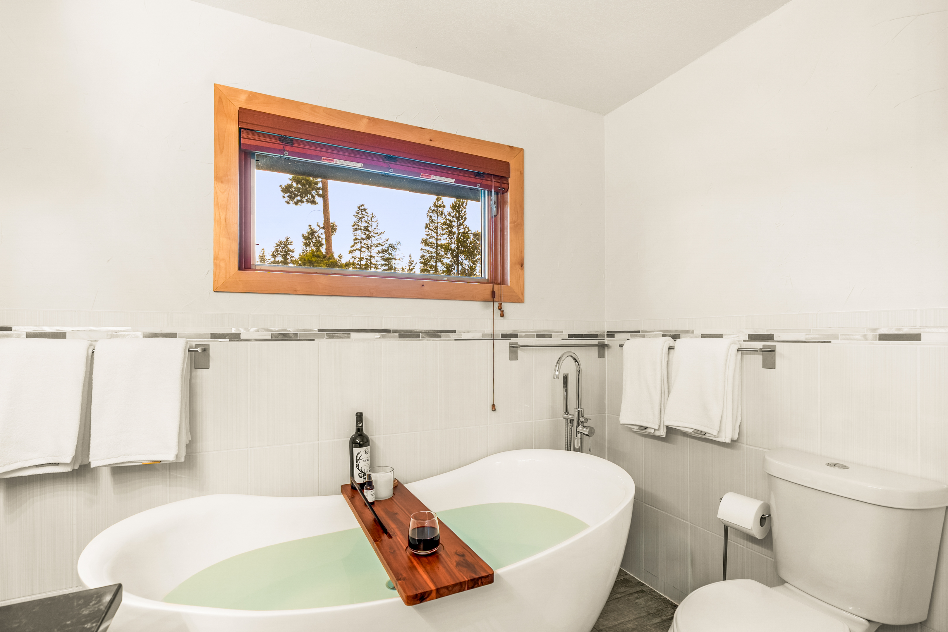 Soak, Relax. Recharge. Your mountain retreat awaits.