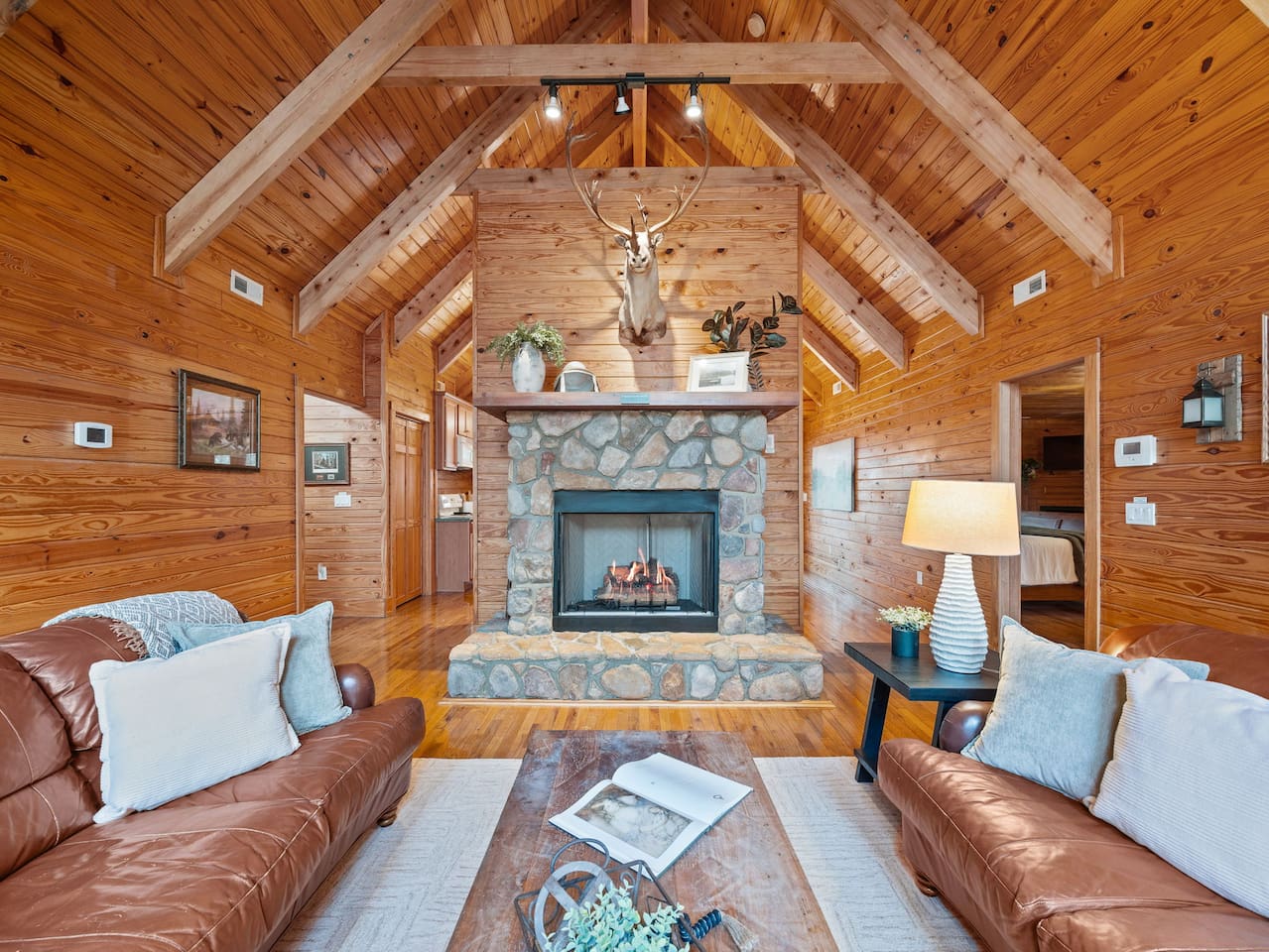 Entering the Caribou Lodge - spacious