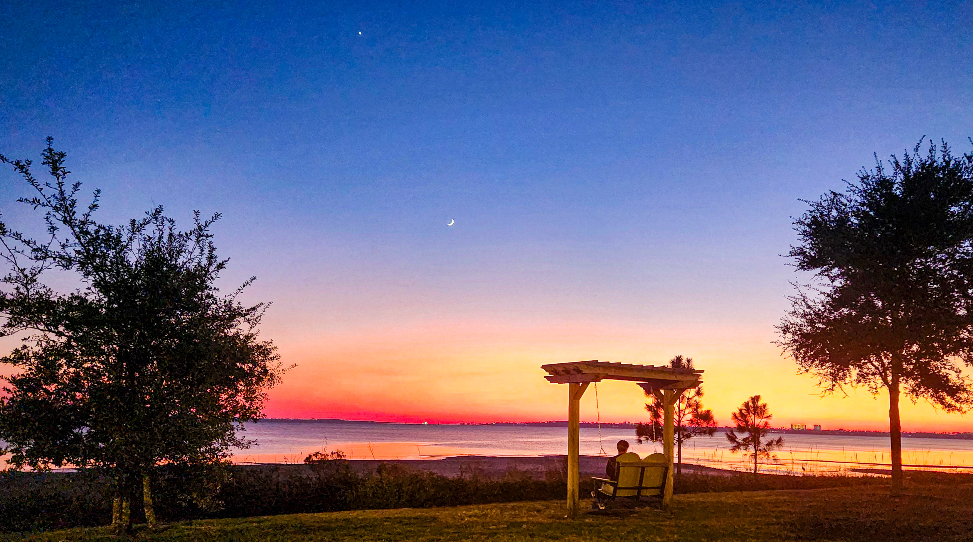 Sunsets like this are just 5 minutes away on the Bay