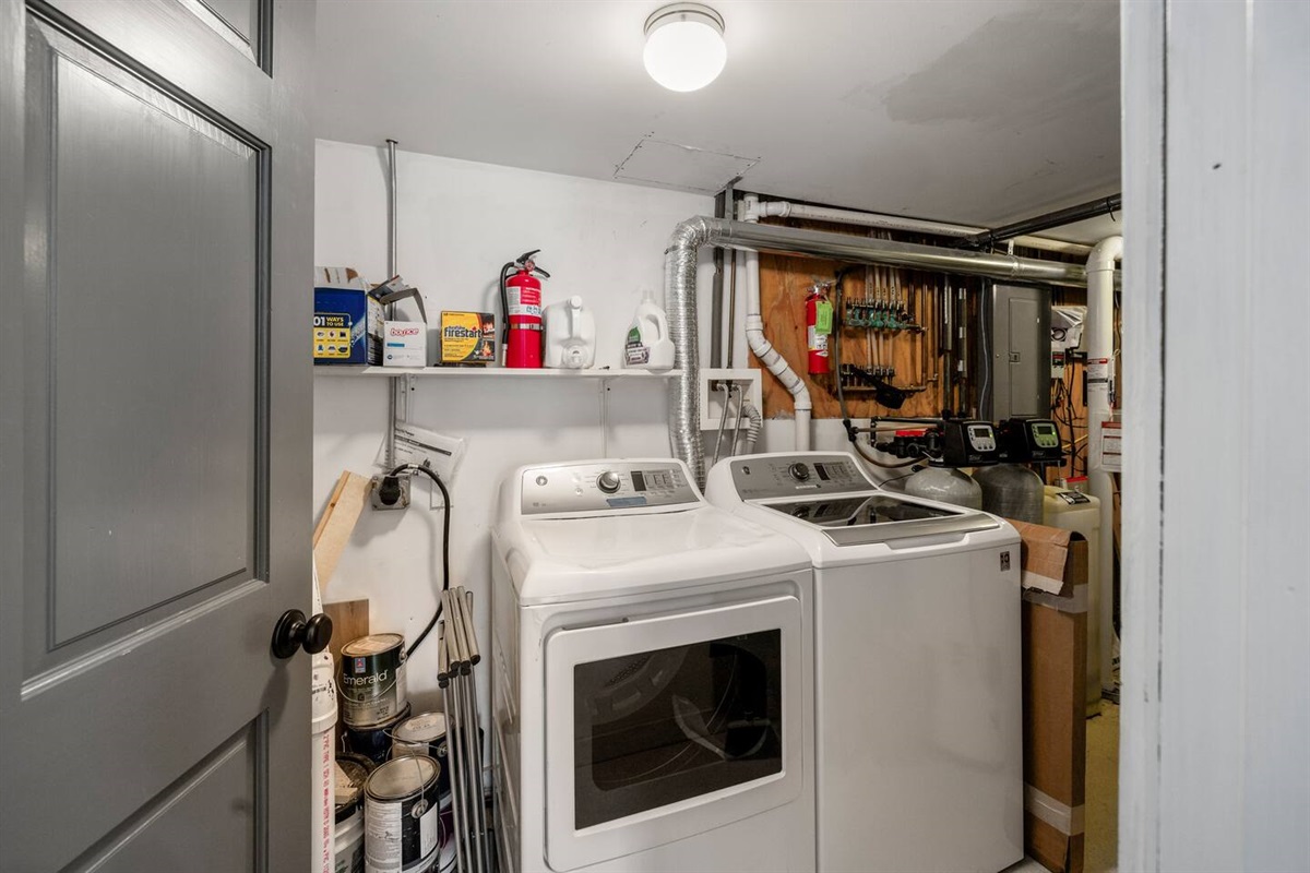 In law suite: Free full-size washer and dryer