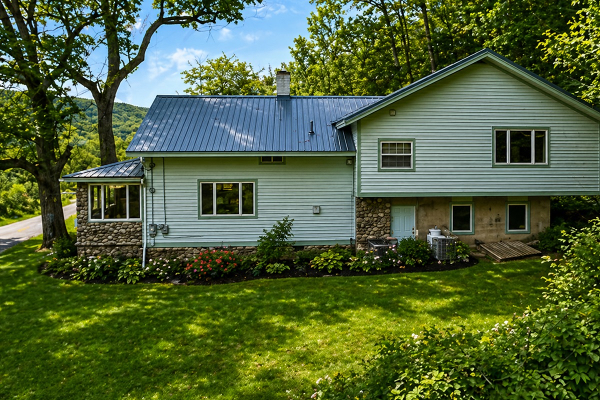 Enjoy spacious backyard.