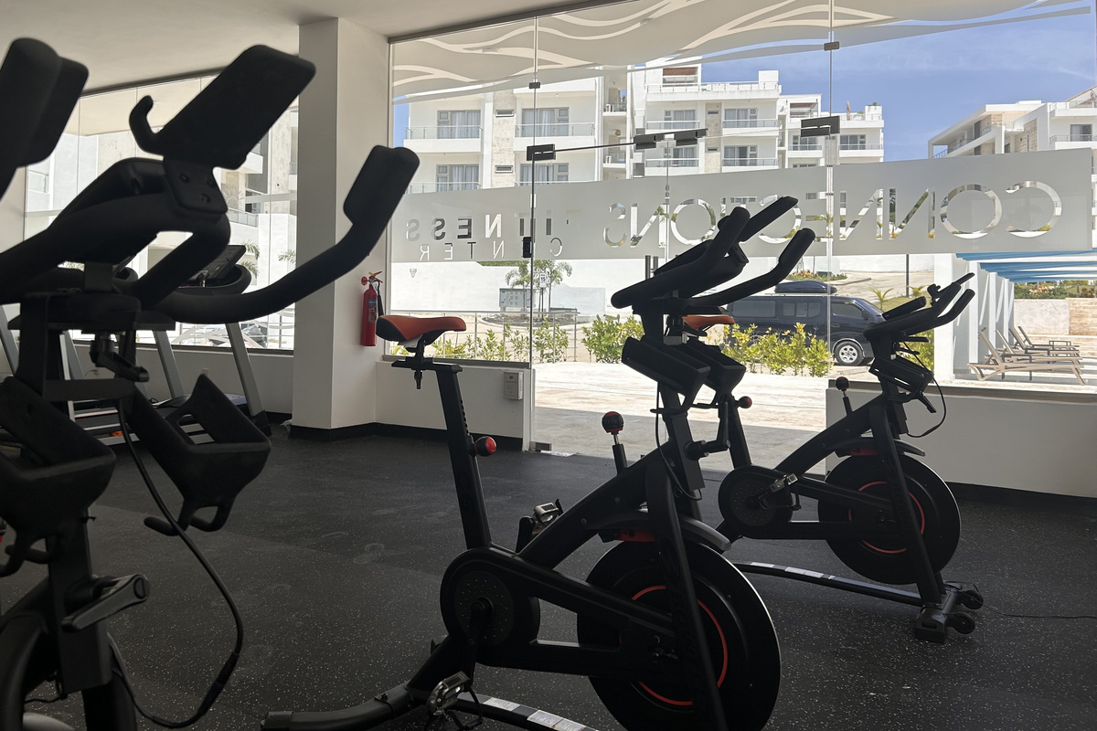 Community gym