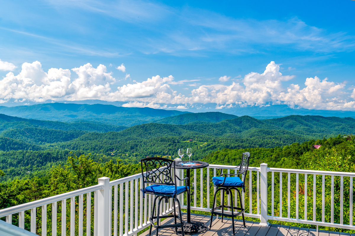 Shell Mountain is known for it's unbeatable views on the quieter side of Sevierville.