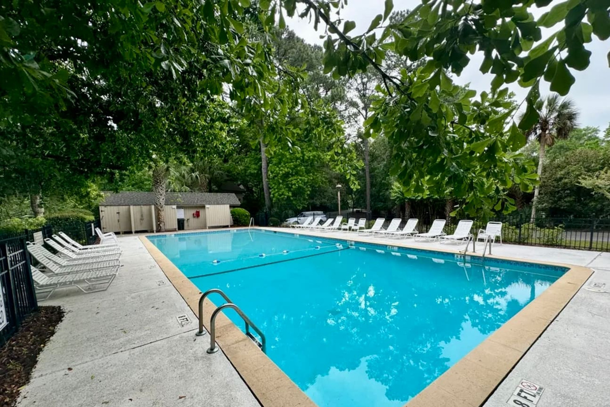 Community pool