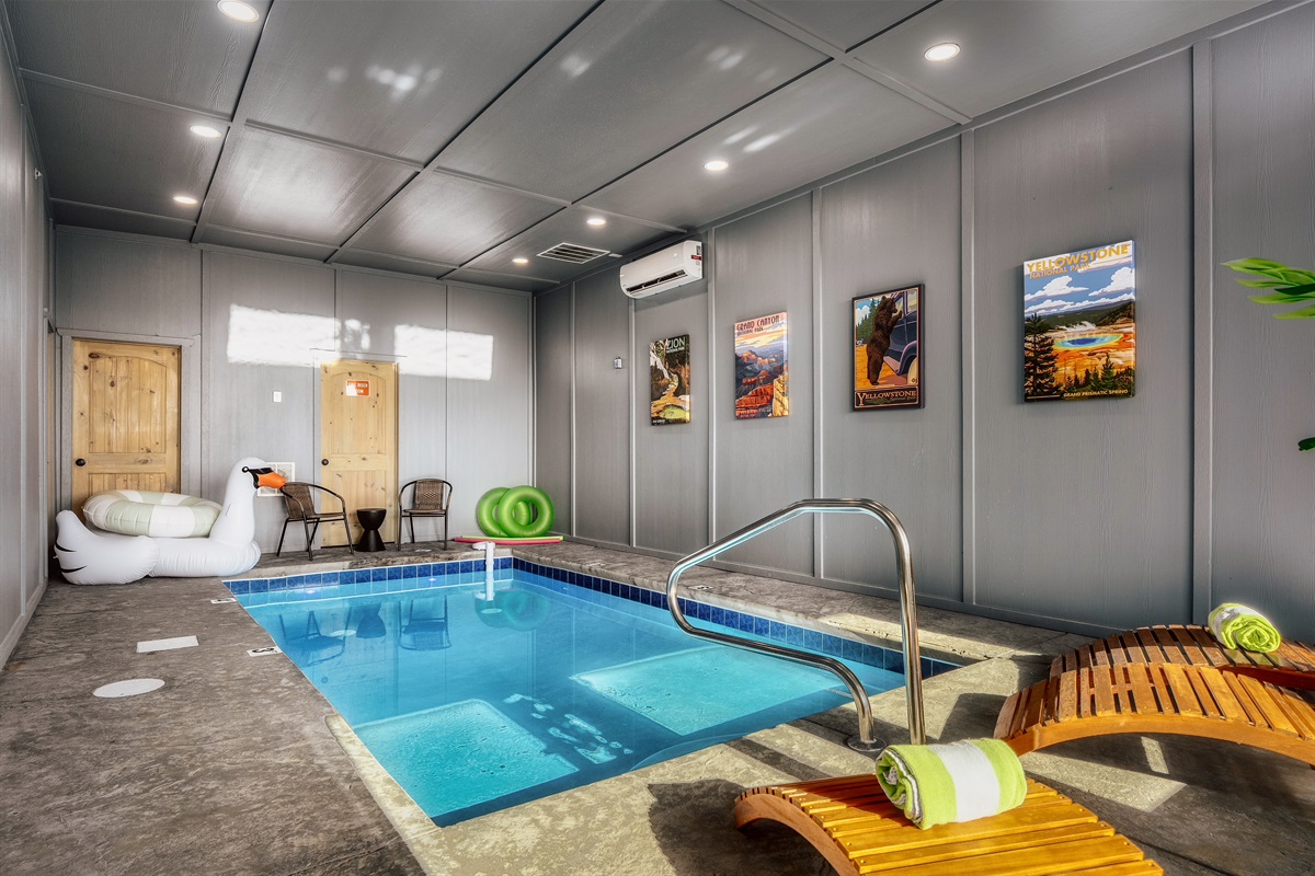 Hang out in our indoor heated pool 10'x15' any season