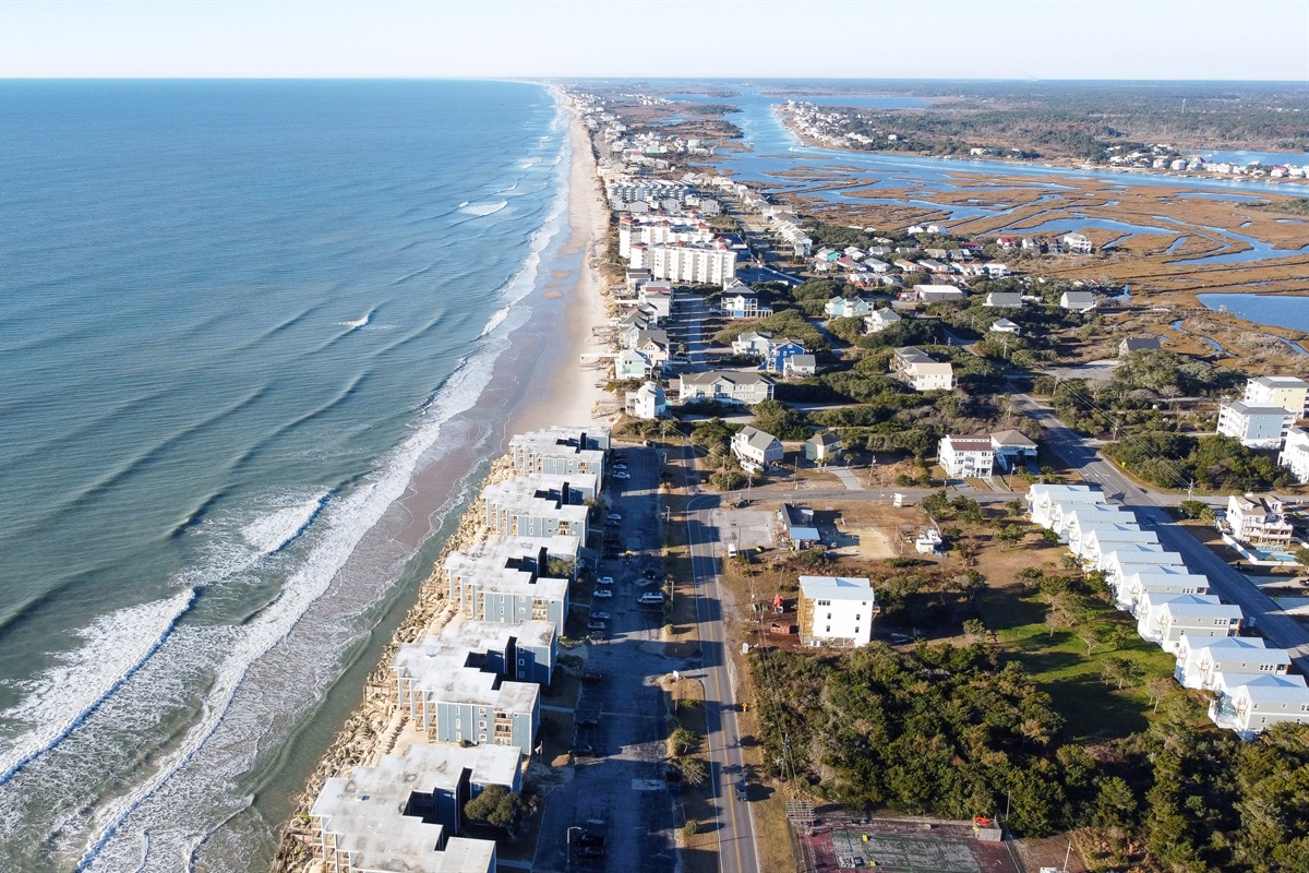 Topsail Reef, looking south