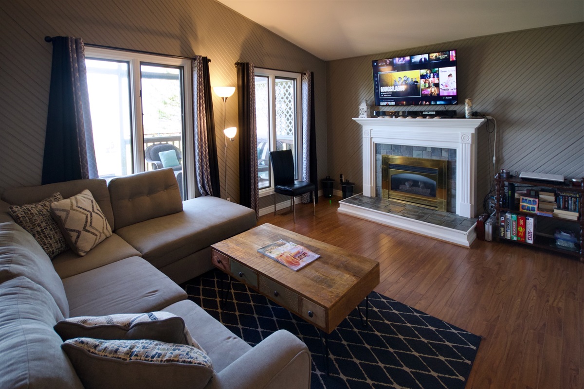 0091385b6ea54b61a4acb69eb4de2067 Large