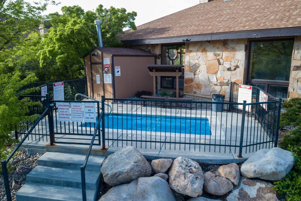 Community Hot Tub