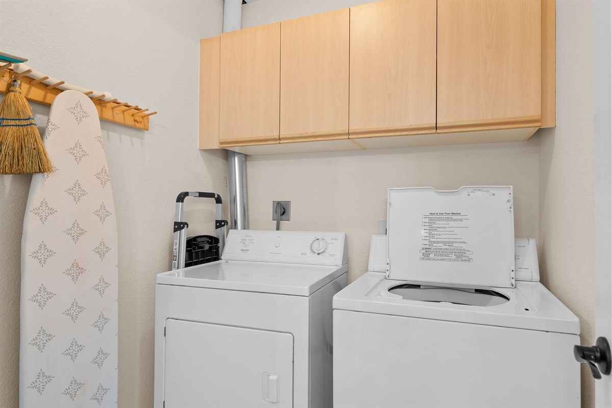 In-unit washer and dryer.