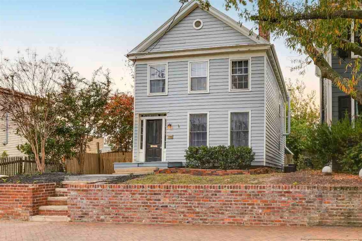 Charming Exterior: Experience Virginia charm in this beautifully maintained historic home!